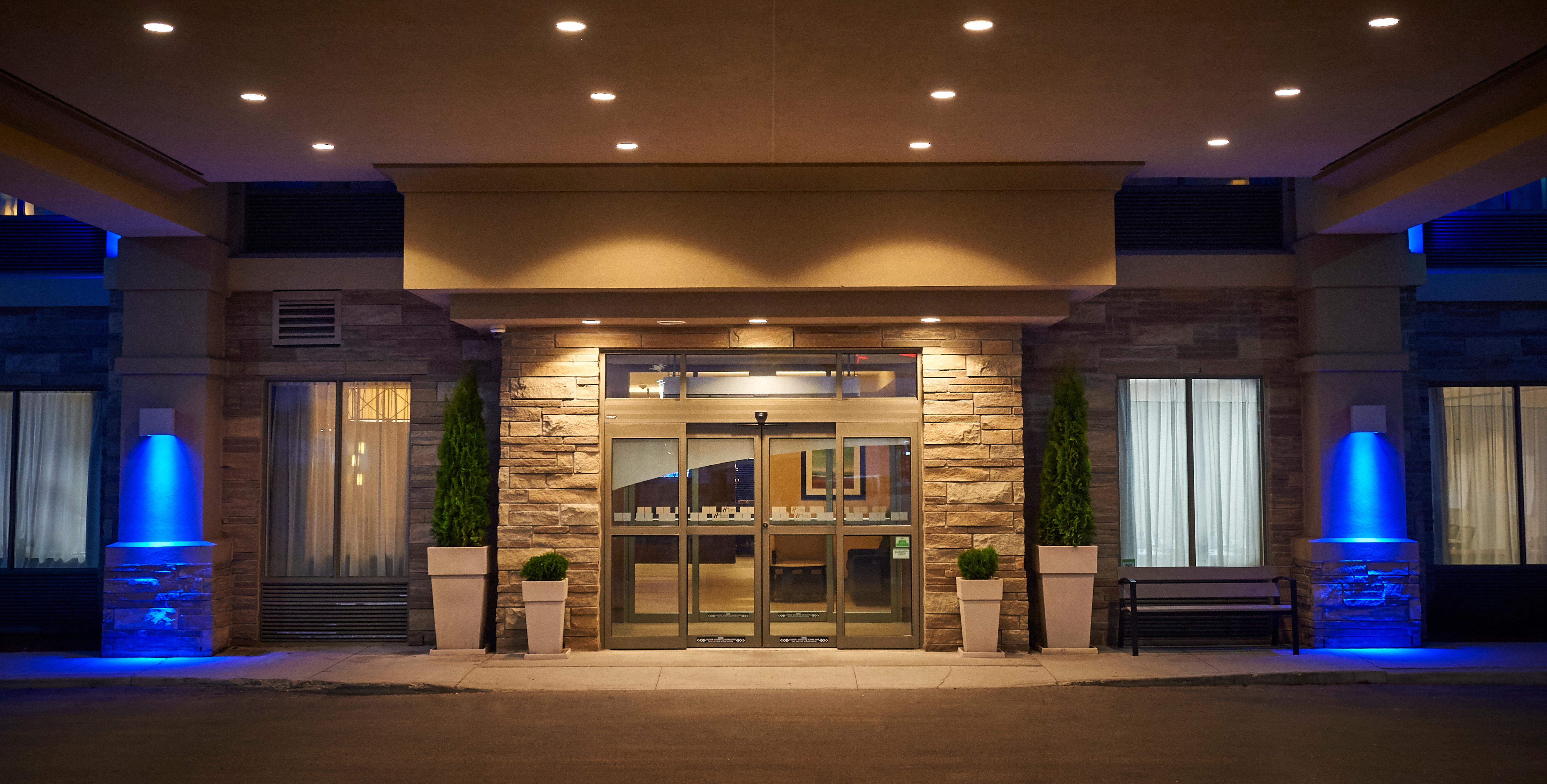 Holiday Inn Express And Suites Timmins By Ihg Екстер'єр фото